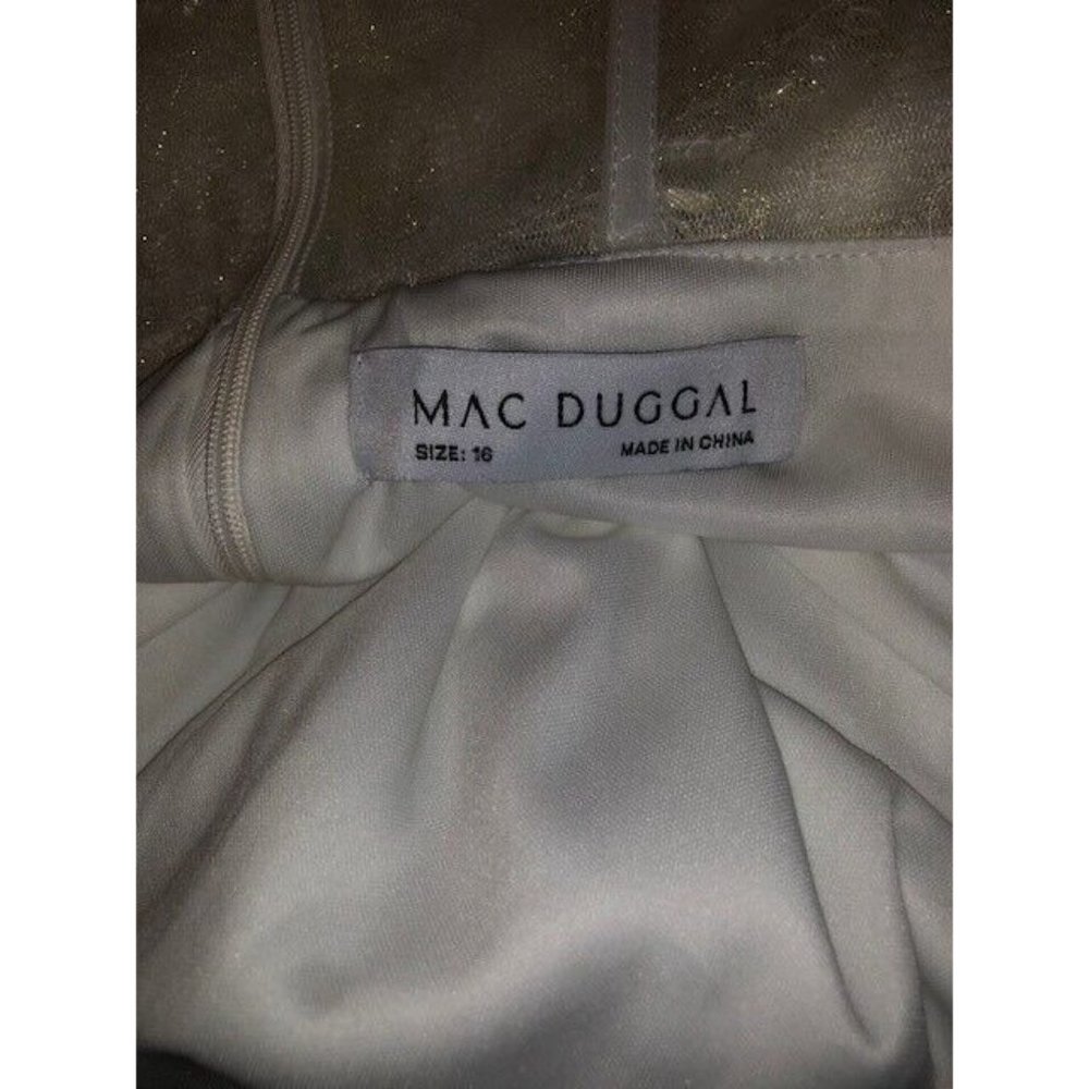 NWT $798 MAC DUGGAL WHITE EMBELLISHED SLEEVELESS BOW DETAIL GOWN STYLE 50666 - Picture 8 of 8